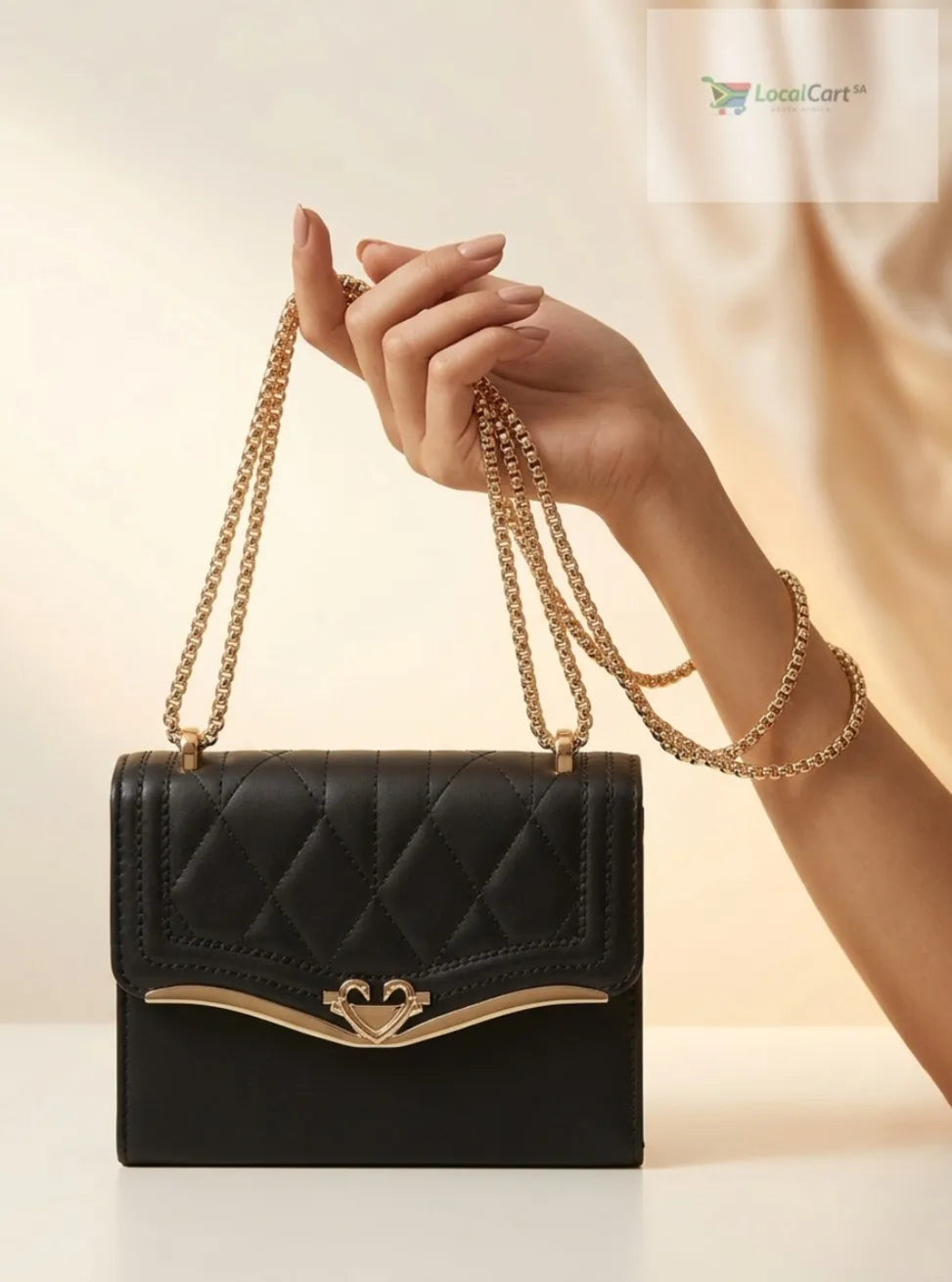 Quilted shoulder bag in black – Local Cart SA"